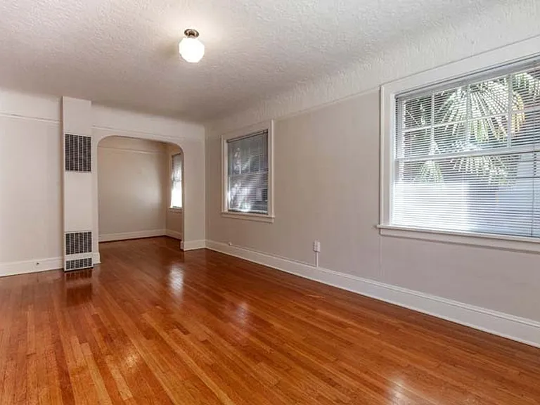 708 NW 20th Ave — Photo 11