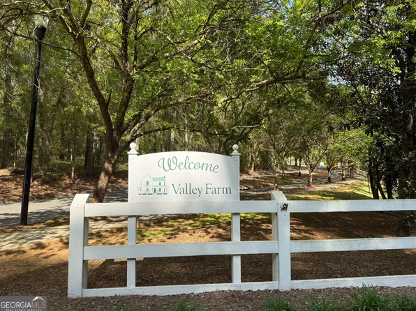 533 Village Rd, Madison, GA 30650