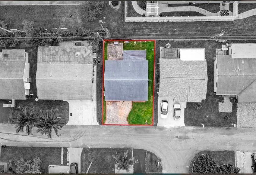 1st image of 2716 NW 51st Place