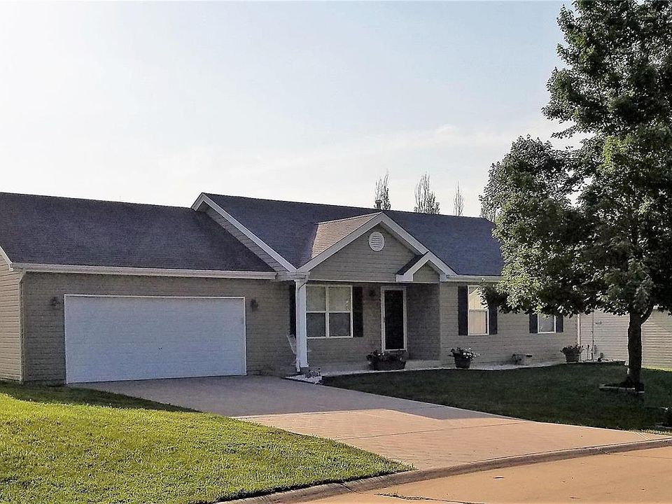 1st image of 511 Granada Ct