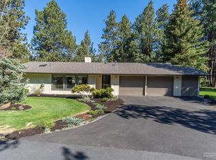 20436 Whistle Punk Rd, Bend, OR 97702