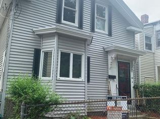 22 Webster Ave, Lowell, MA 01850