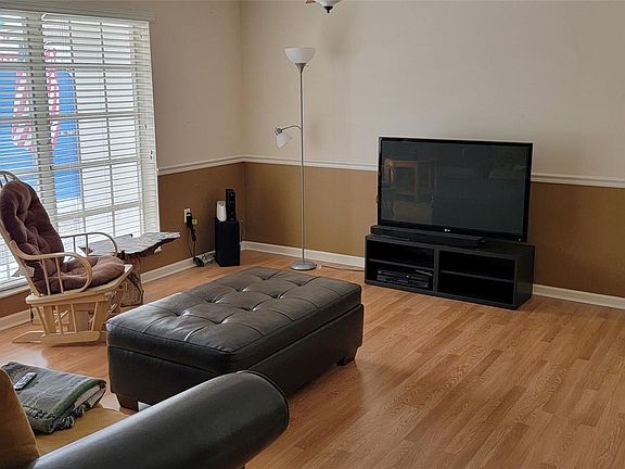 5th image of 9430 NW 25th Street