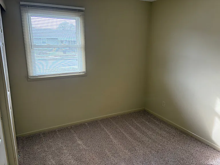 131 Pat Ln — Photo 7