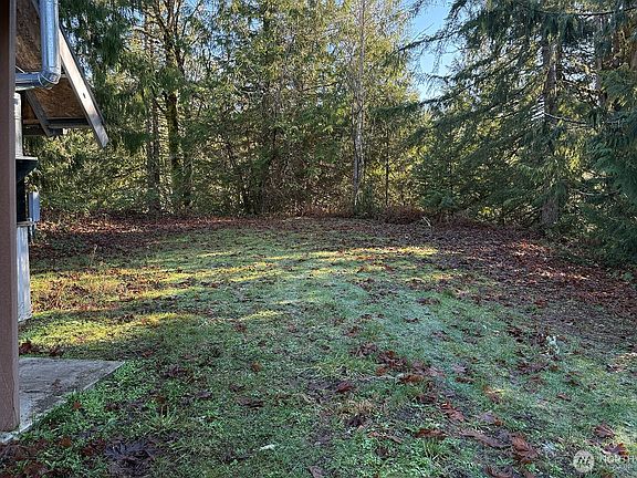 4th image of 12280 Center Road