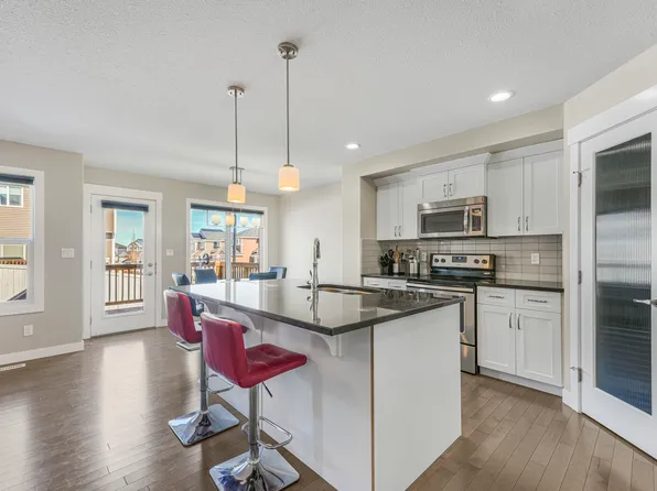 196 Sturtz Bnd, Leduc, AB T9E 1E1