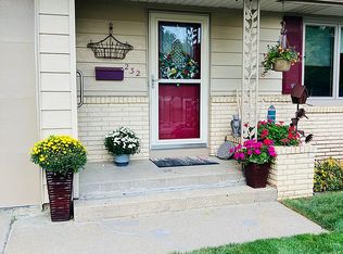 232 W 18th St, Carroll, IA 51401