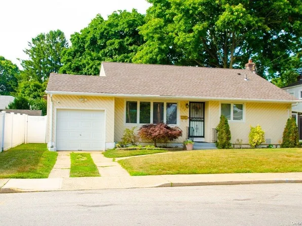 562 Champlain Avenue, West Hempstead, NY 11552