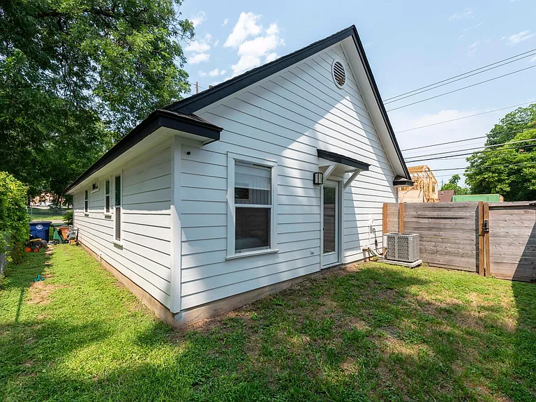 2115 Garden St — Photo 20