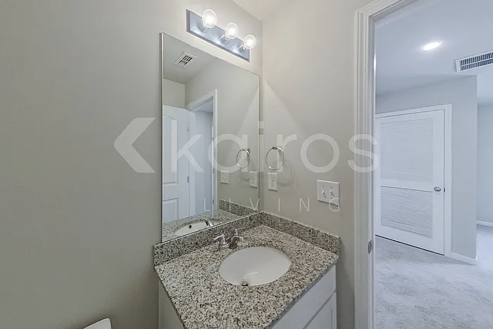 248 York Ln — Photo 13