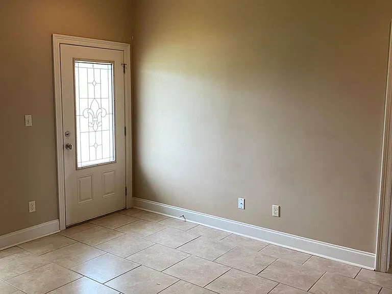945 Lillian Michel Dr — Photo 6