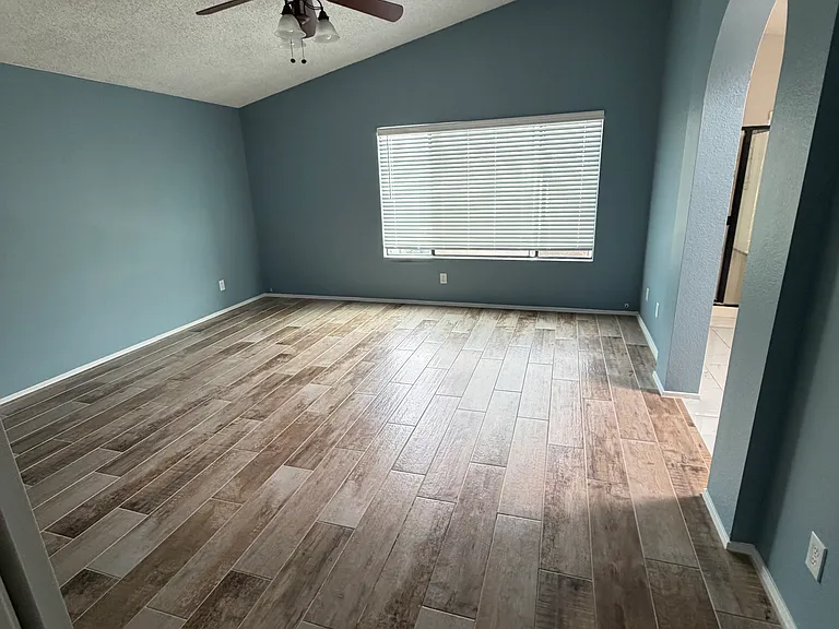 9011 E Sharon Dr — Photo 27