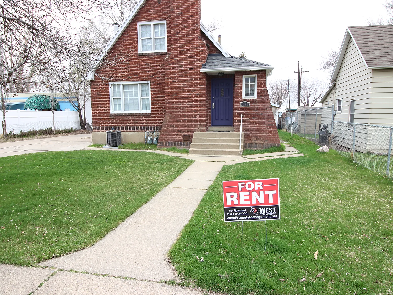 Updated Duplex in South Ogden at 3905 Adams Ave — Photo 1