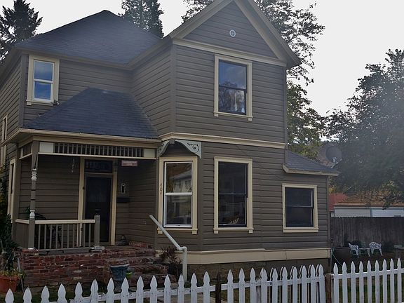 404 3rd St side view