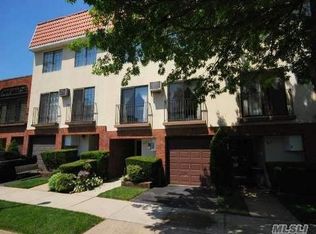 504 Julius Rd, College Point, NY 11356