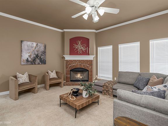 5th image of 2110 Sweet Bay Cir