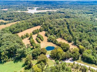 2432 Old Furnace Rd, Decaturville, TN 38329