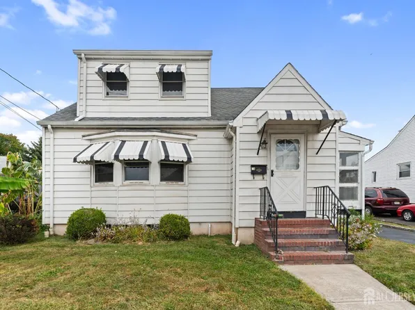 18 George St, Carteret, NJ 07008