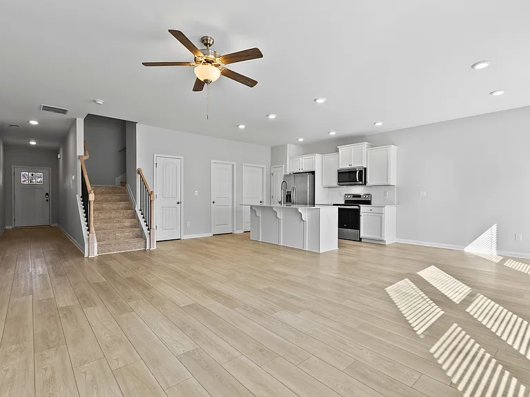 127 Raiden Cir — Photo 3