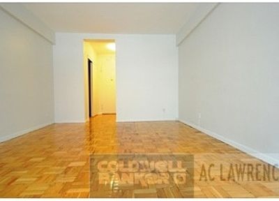 5th image of 250 E 39th St #2R*