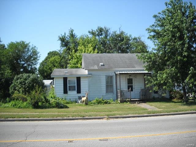 2nd image of 200 W Locust St