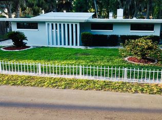 106 Sunset Point Ln, East Palatka, FL 32131