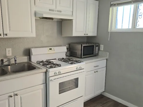 432 Chama St SE, 432 Chama St SE #B, Albuquerque, NM 87108