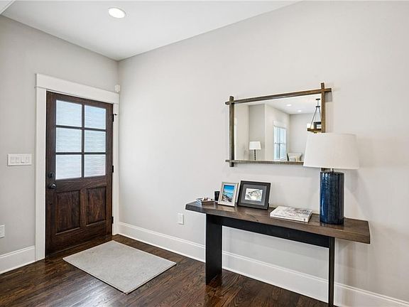 5th image of 3544 Rockhaven Cir NE