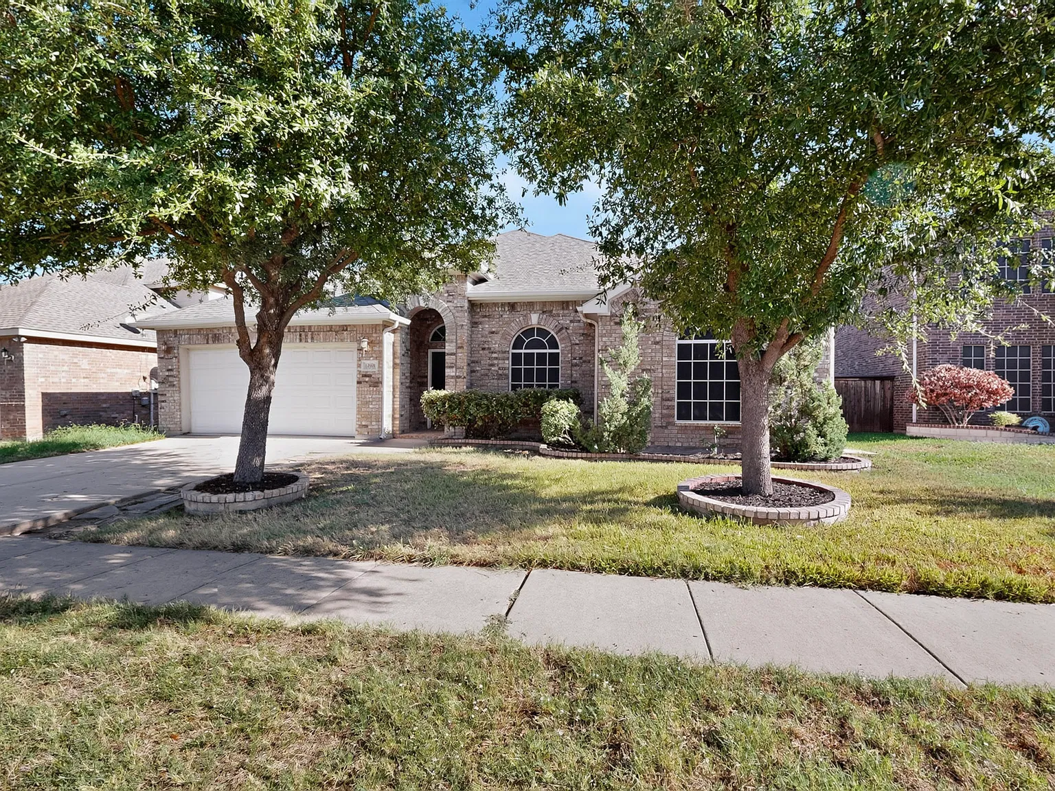 4 bed, 2.5 bath, 2631 sqft, $2,695 — Photo 4