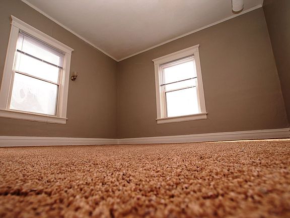 4th image of 1102 Park Ave APT 3