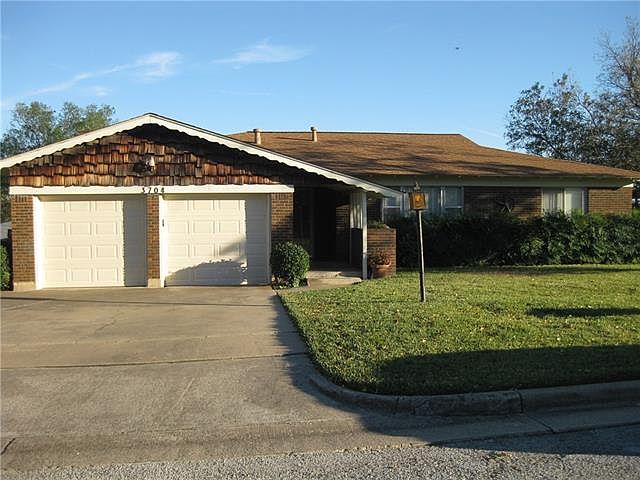 1st image of 3704 Sheridon Ct