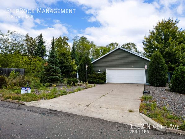 1312 N 45th Ave E