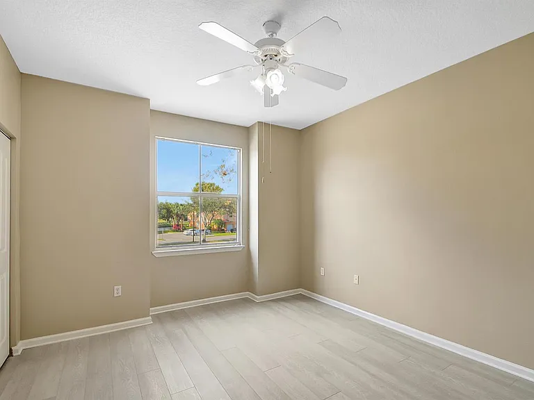 2030 Alta Meadows Ln #1208 — Photo 11