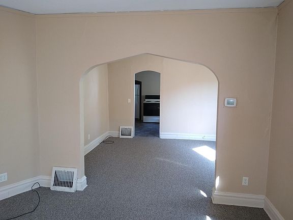 3rd image of 322 N 23rd Ave W #1