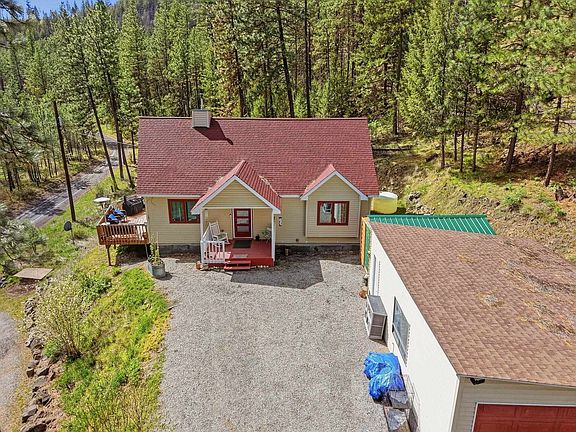 3rd image of 31965 Hawk Creek Ranch Rd N