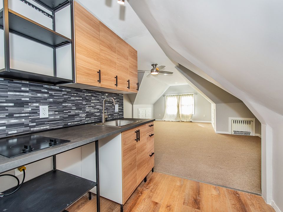 1st image of 57 1/2 Quinby Pl #3