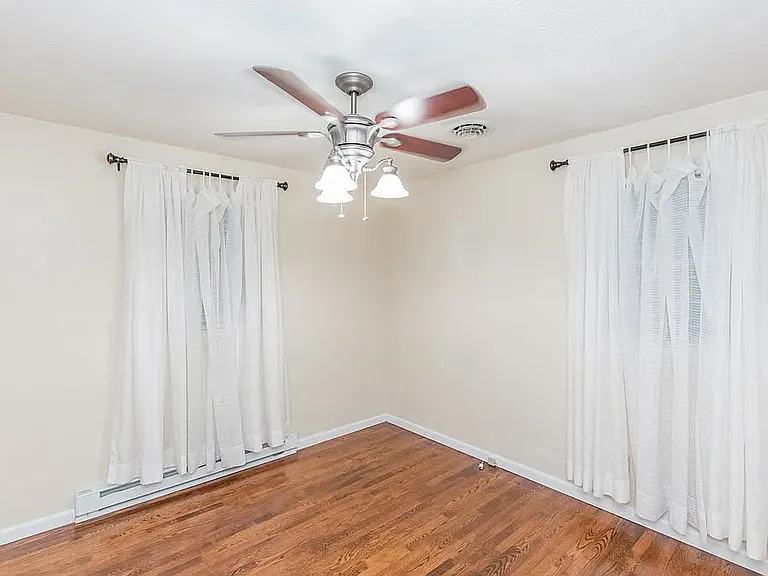 705 Holston Rd — Photo 11