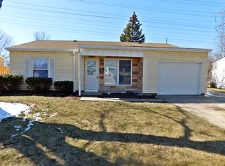 210 Hemlock Ave, Romeoville, IL 60446