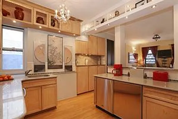 Rented by Corcoran | media 23