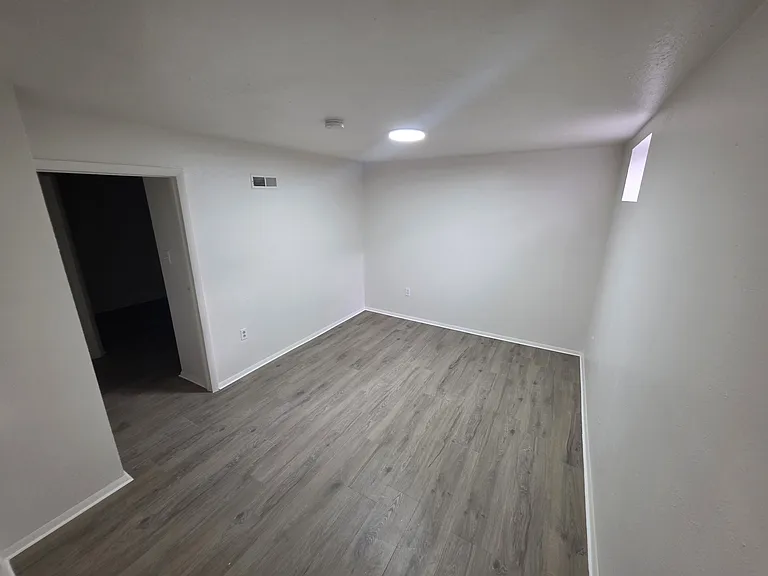 3073 W Center Ave #A — Photo 10