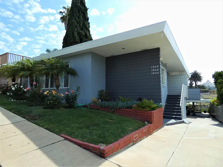 1946 Holmby Ave — Photo 1