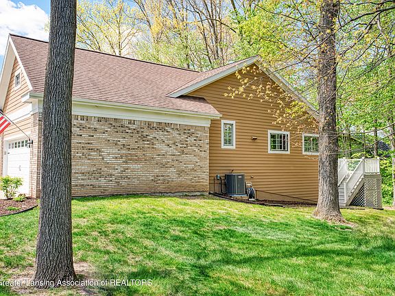 5th image of 3536 Oakmont Dr
