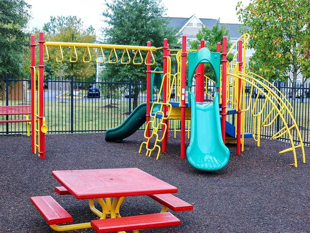 Westbrook Commons — Photo 4