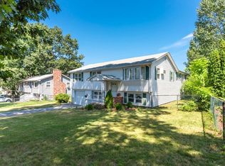 33 Ridgewood Cir, Lawrence, MA 01843