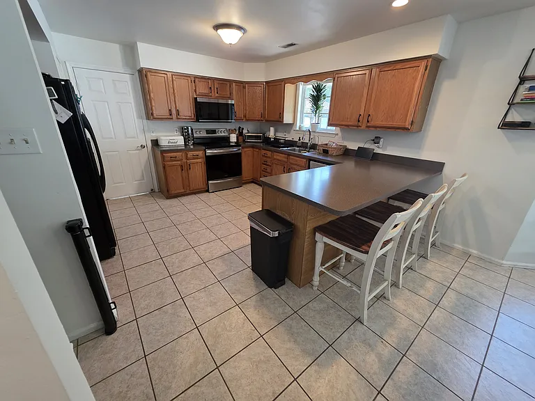 138 Persimmon St — Photo 10