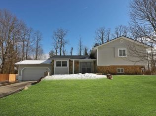 11 Mark Vincent Dr, Poughkeepsie, NY 12603