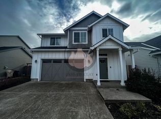 1537 SE Barberry Ave, Dallas, OR 97338