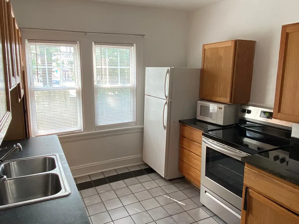 1731 Coventry Rd #2