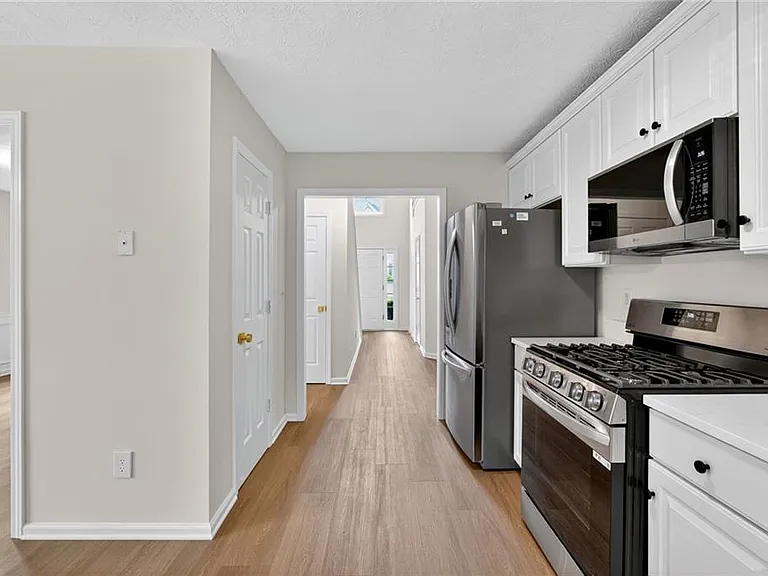 2845 Factor Walk Blvd — Photo 17