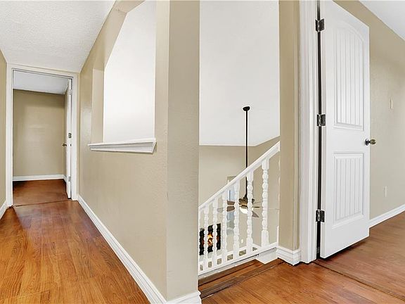 5th image of 2609 Lake George Pl